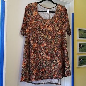 LuLaRoe Perfect T size Large